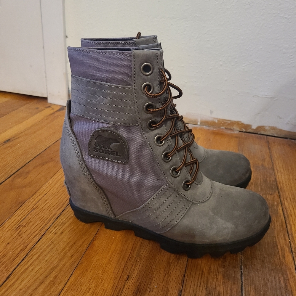 Charcoal Grey Sorel Joan of Artic Boots